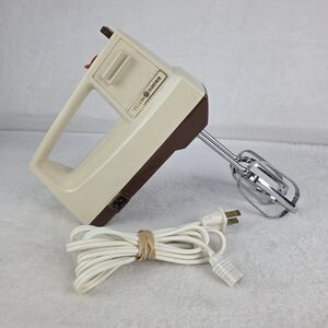 Vintage GE Hand Mixer D1M24 Brown Beige 3 Speed Electric Mixer Tested USA